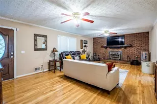 465-A Dobbs Rd, Woodstock, GA 30188 - Photo 7