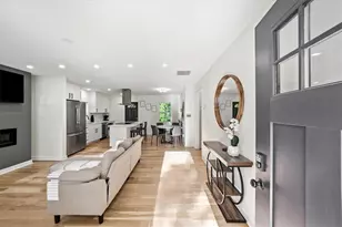 1147 Graymont Dr SW, Atlanta, GA 30310 - Photo 3
