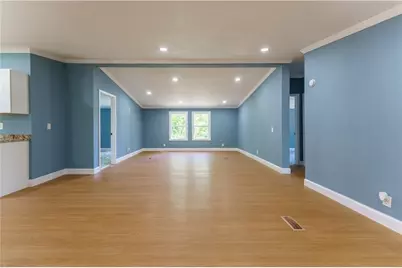 1412 Floyd Circle, Gainesville, GA 30507 - Photo 11