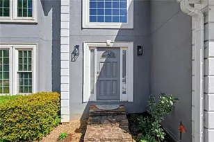 2120 Thorndale Dr SW, Lilburn, GA 30047 - Photo 3