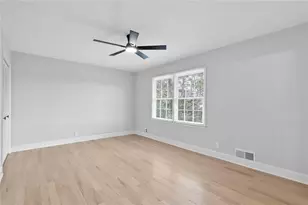 2802 Lakeview Ct, Buford, GA 30519 - Photo 17