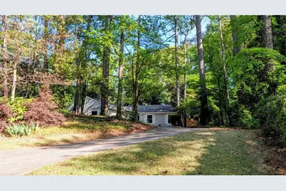 2645 Indian Lake Drive, Marietta, GA 30062 - Photo 3