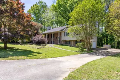 4681 Mahonia Way NW, Acworth, GA 30102 - Photo 3