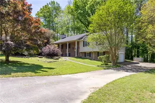 4681 Mahonia Way NW, Acworth, GA 30102 - Photo 3