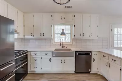 1554 Maddox Road, Hoschton, GA 30548 - Photo 13