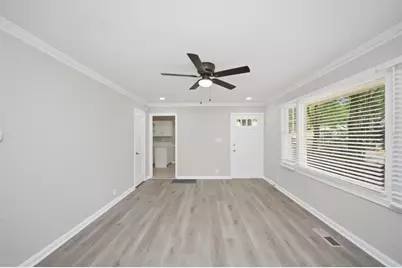 2421 Spring Garden Drive SW, Atlanta, GA 30315 - Photo 5