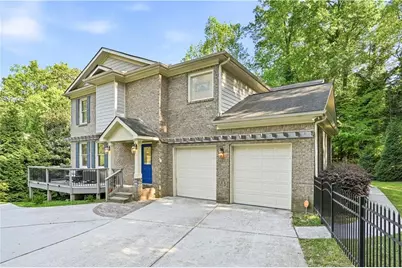 2425 Flair Knoll Drive NE, Atlanta, GA 30345 - Photo 3