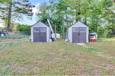 2568 Burkshire Road, Ellenwood, GA 30294 - Photo 17