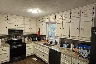 249 Gibson Rd, Newnan, GA 30263 - Photo 5