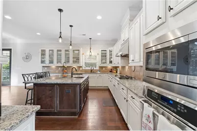 2471 Brewer Way NE, Marietta, GA 30066 - Photo 17