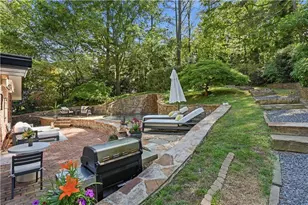 705 E Northway Ln, Atlanta, GA 30342 - Photo 25