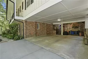 705 E Northway Ln, Atlanta, GA 30342 - Photo 31