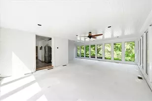 2039 Springlake Dr, Atlanta, GA 30305 - Photo 15