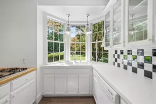 2039 Springlake Dr, Atlanta, GA 30305 - Photo 11