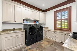 271 Pine Valley Dr SE, Marietta, GA 30067 - Photo 15