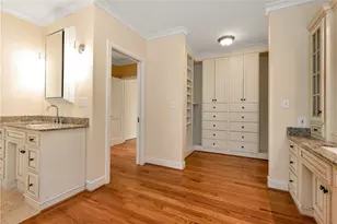 6960 Riverside Dr, Atlanta, GA 30328 - Photo 25