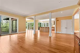 6960 Riverside Dr, Atlanta, GA 30328 - Photo 13