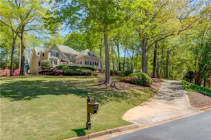 2043 Burgundy Dr, Braselton, GA 30517 - Photo 3