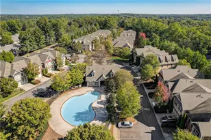 7215 Highland Bluff, Atlanta, GA 30328 - Photo 33
