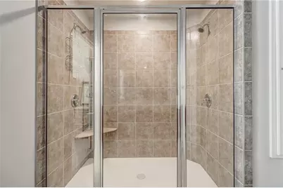 7215 Highland Bluff #2, Atlanta, GA 30328 - Photo 15