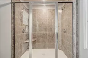 7215 Highland Bluff, Atlanta, GA 30328 - Photo 15