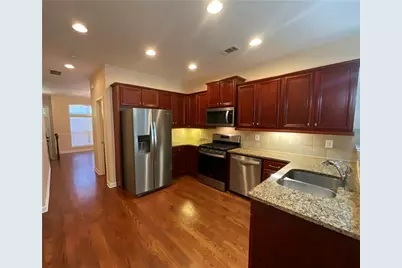 7215 Highland Bluff #2, Atlanta, GA 30328 - Photo 7