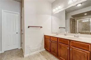 7215 Highland Bluff, Atlanta, GA 30328 - Photo 21