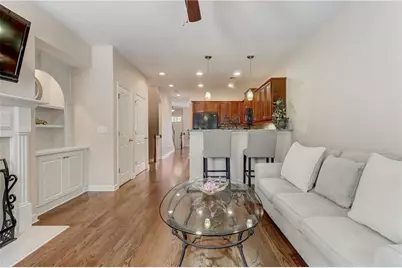 7215 Highland Bluff #2, Atlanta, GA 30328 - Photo 11