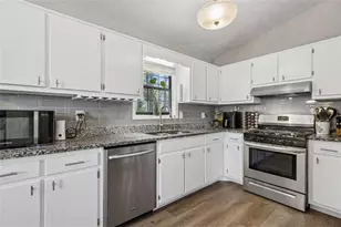 1492 Sir Knights Way, Lawrenceville, GA 30045 - Photo 19