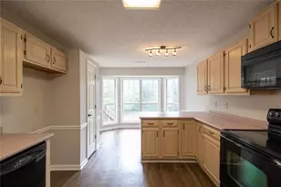 1625 Huntington Hill Trace, Buford, GA 30519 - Photo 15