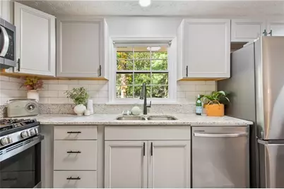 3215 Linden Garden Drive, Atlanta, GA 30349 - Photo 13