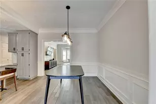 7111 St Charles Square, Roswell, GA 30075 - Photo 25