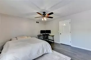 7111 St Charles Square, Roswell, GA 30075 - Photo 47
