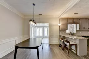 7111 St Charles Square, Roswell, GA 30075 - Photo 21