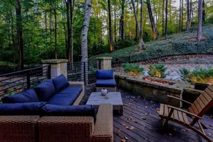 1180 E Beechwood Dr NW, Atlanta, GA 30327 - Photo 11