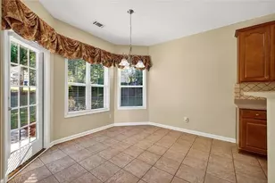 8004 Larksview Dr, Fairburn, GA 30213 - Photo 5