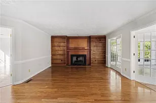 2350 Montrose Pl, Snellville, GA 30078 - Photo 9