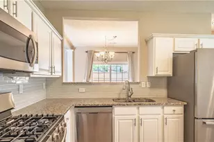 558 Lullingstone Dr, Marietta, GA 30067 - Photo 5