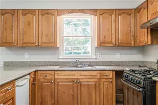 1798 Dogwood Ct, Snellville, GA 30078 - Photo 17