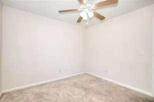 1022 Carriage Way, Loganville, GA 30052 - Photo 17