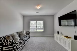 7550 Easton Valley Ln, Cumming, GA 30028 - Photo 19