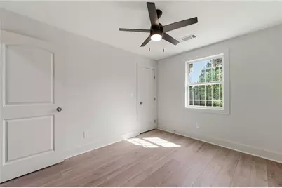 1715 Lisbon Drive SW, Atlanta, GA 30310 - Photo 17