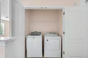2818 Village Trce, Atlanta, GA 30344 - Photo 21