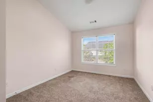 2818 Village Trce, Atlanta, GA 30344 - Photo 31