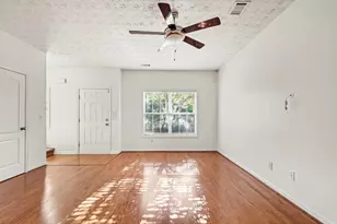 2818 Village Trce, Atlanta, GA 30344 - Photo 15