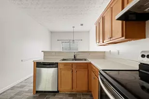 2818 Village Trce, Atlanta, GA 30344 - Photo 17