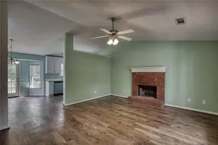 1916 Brenda St, Statham, GA 30666 - Photo 5