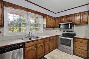 2906 Castle Dr, Lawrenceville, GA 30044 - Photo 11