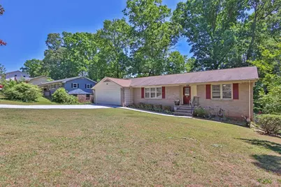 2906 Castle Drive, Lawrenceville, GA 30044 - Photo 3