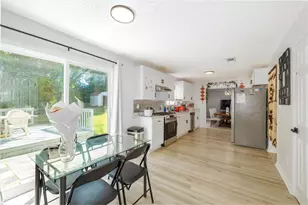 6462 Berryside Ct, Lithonia, GA 30058 - Photo 13